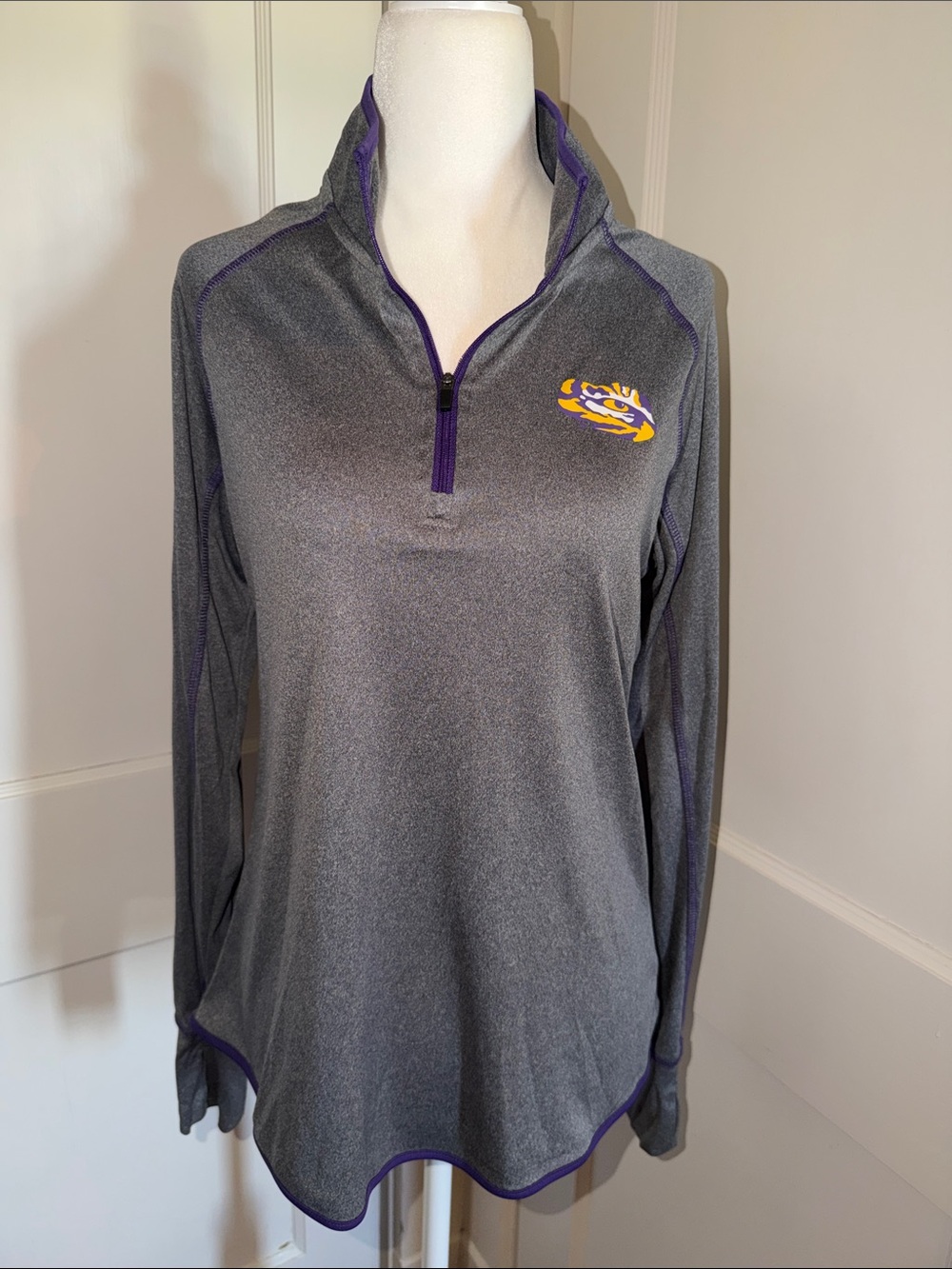Women’s LSU Tigers Gray Quarter Zip Eye of the Tiger Size Large